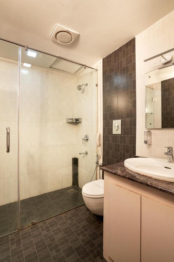 Hotel Empire Residency à Tiruvalla Extérieur photo