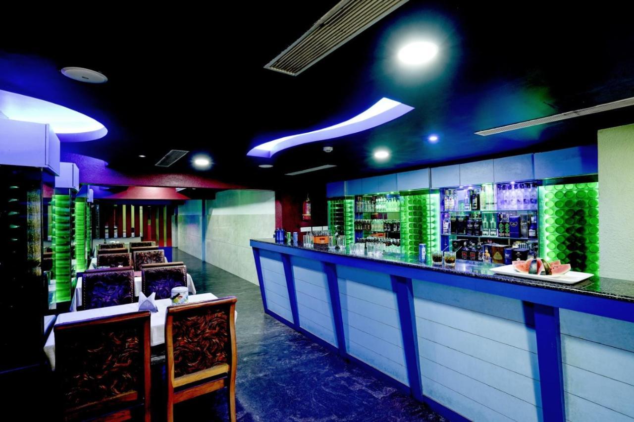 Hotel Empire Residency à Tiruvalla Extérieur photo