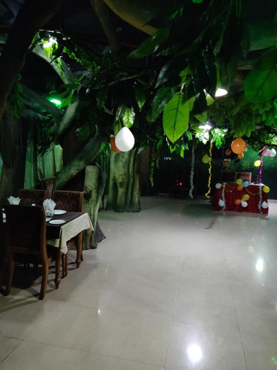 Hotel Empire Residency à Tiruvalla Extérieur photo
